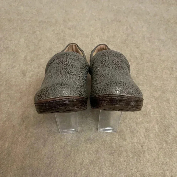 BOC Born Concept Gray Pebble Slip On Clogs Women’s size 7.5 - Picture 3 of 13